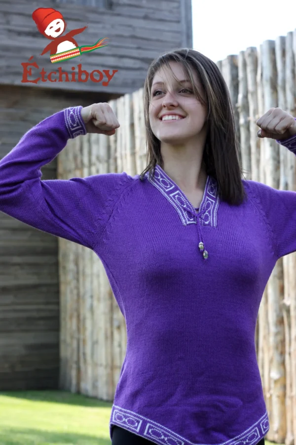 Violet Sweater Chandail Violet